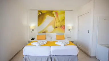 Servatur Waikiki