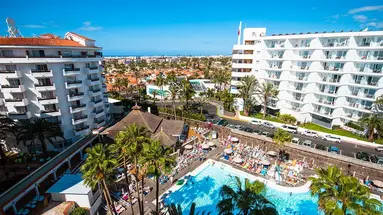 Servatur Waikiki