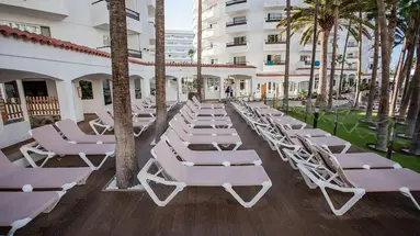 Servatur Waikiki