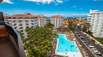 Servatur Waikiki