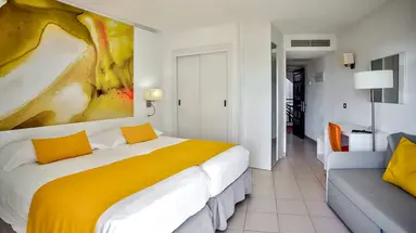 Servatur Waikiki