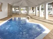 Servatur Waikiki