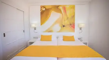 Servatur Waikiki