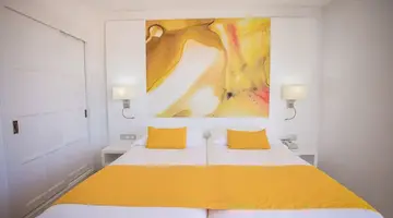 Servatur Waikiki