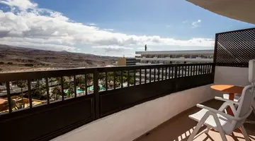 Servatur Waikiki
