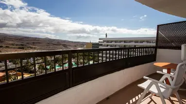 Servatur Waikiki