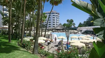 Servatur Waikiki