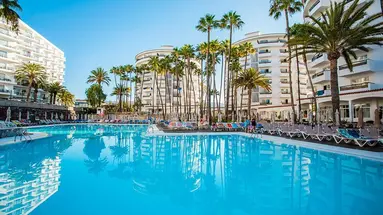 Servatur Waikiki