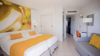 Servatur Waikiki