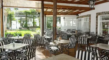 Servatur Waikiki