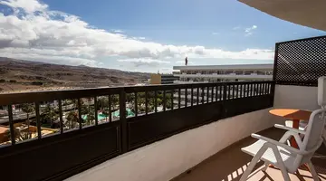 Servatur Waikiki