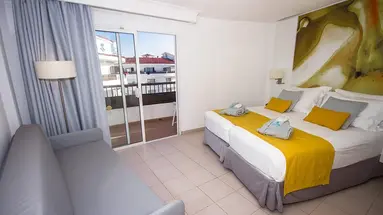 Servatur Waikiki