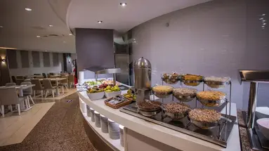 Servatur Waikiki
