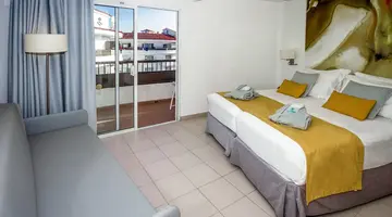 Servatur Waikiki