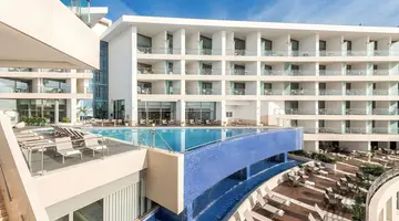 Sesimbra Oceanfront Hotel