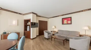 Sesimbra Oceanfront Hotel