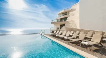 Sesimbra Oceanfront Hotel