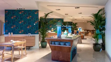 Sesimbra Oceanfront Hotel
