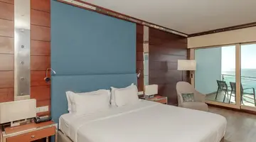 Sesimbra Oceanfront Hotel