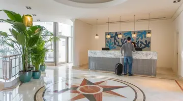 Sesimbra Oceanfront Hotel