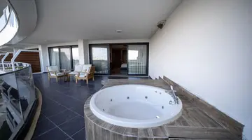Seven For Life Thermal Hotel