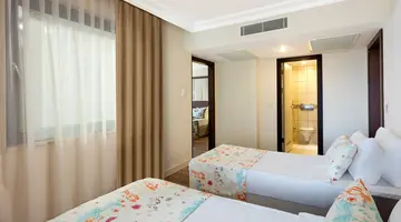 SEVEN SEAS HOTEL LIFE