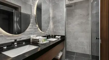 SEVEN SEAS HOTEL LIFE