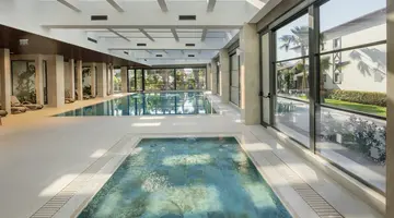 SEVEN SEAS HOTEL LIFE