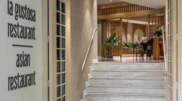 SEVEN SEAS HOTEL LIFE