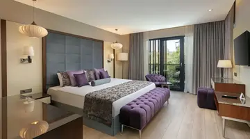 SEVEN SEAS HOTEL LIFE