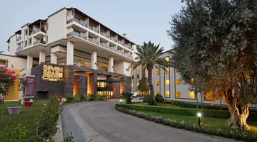 SEVEN SEAS HOTEL LIFE