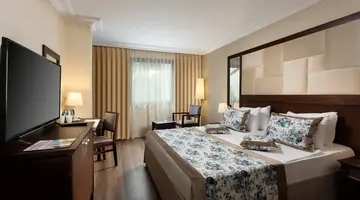SEVEN SEAS HOTEL LIFE