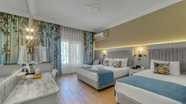 SEVEN SEAS PALMERAS BAY