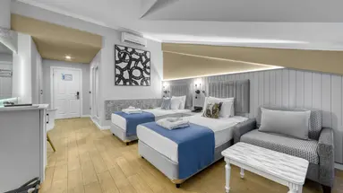 SEVEN SEAS PALMERAS BAY