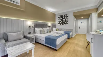 SEVEN SEAS PALMERAS BAY