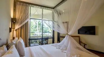SEVERIN SEA LODGE