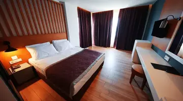 Sey Beach Hotel