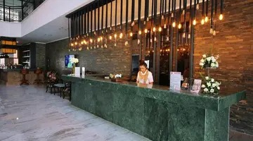 Sey Beach Hotel