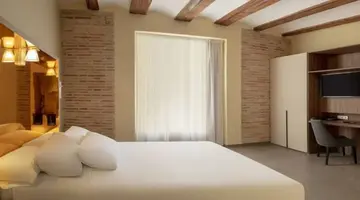 SH Suite Palace