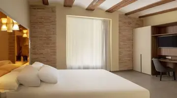 SH Suite Palace