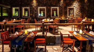 SHANDRANI BEACHCOMBER RESORT & SPA