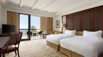 Shangri-La Al Husn Resort & Spa