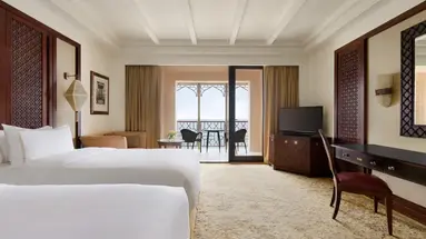 Shangri-La Al Husn Resort & Spa