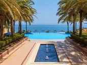 Shangri-La Al Husn Resort & Spa