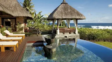 Shanti Maurice Resort & Spa