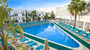 SHARK CLUB HOTEL