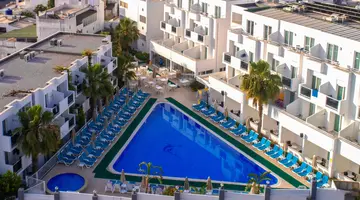 SHARK CLUB HOTEL
