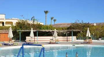 Sharm Cliff