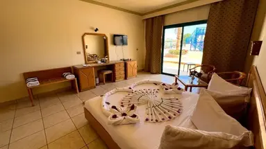 Sharm Cliff