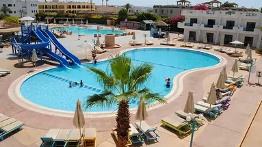 Sharm Cliff